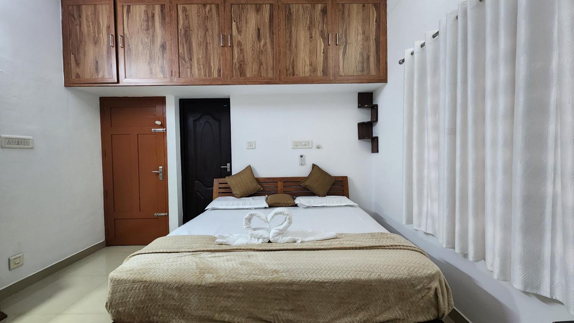 Villa Ebs Nedumbassery